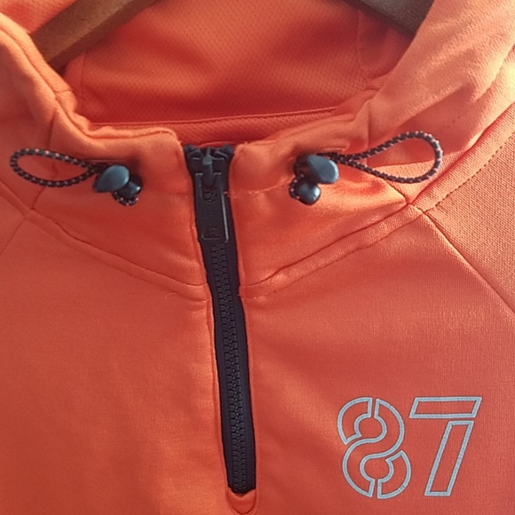 Hooded sweatshirt - Picture 4 of 5